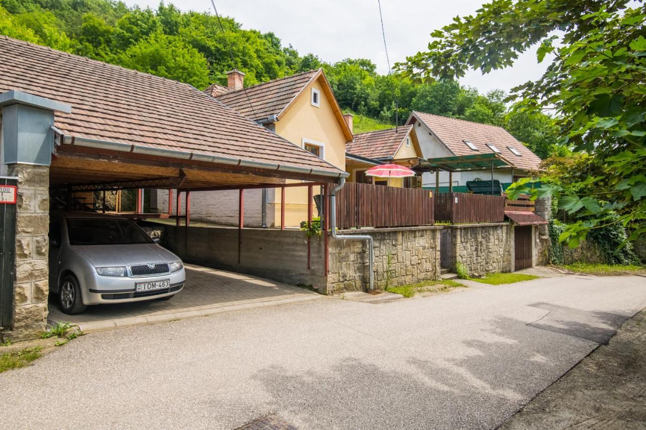 Aranylaz Vendeghaz Apartment Visegrád Exterior photo